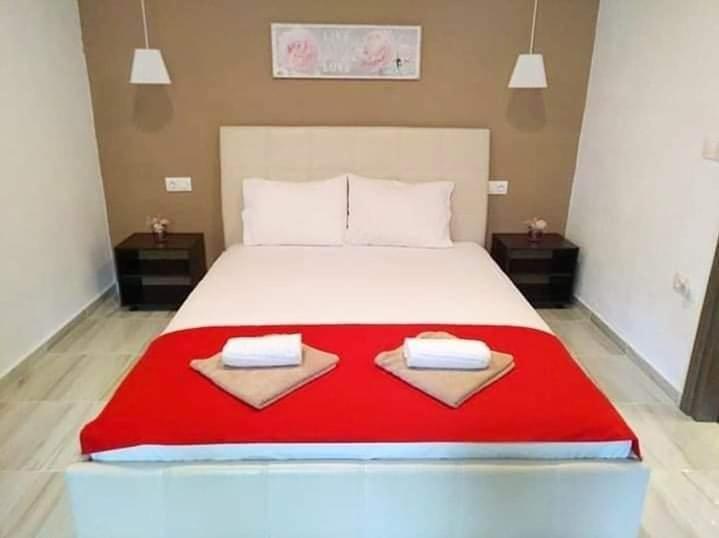 Elisabeth Luxury *