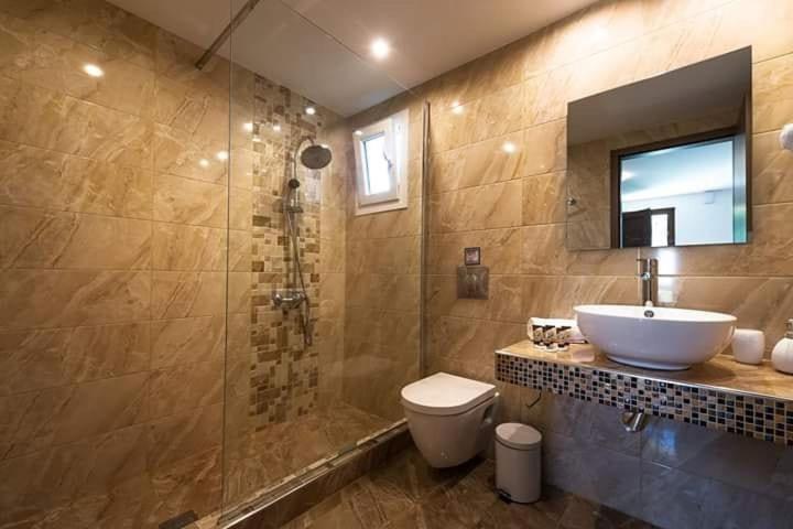 Elisabeth Luxury Villa *